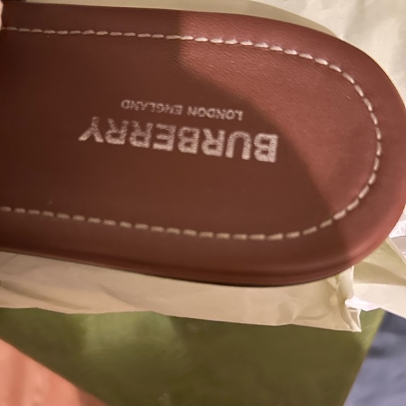 Burberry Sandal - Picture 1 of 3